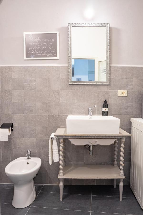 Casa Vacanze Nel Centro Storico Di Fermo Happy Song Exteriér fotografie
